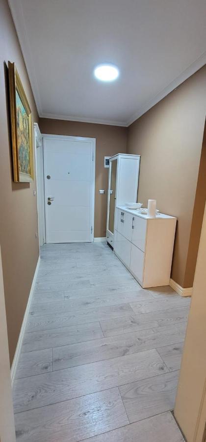 New Bazar Luxury Apartment Тирана Екстериор снимка